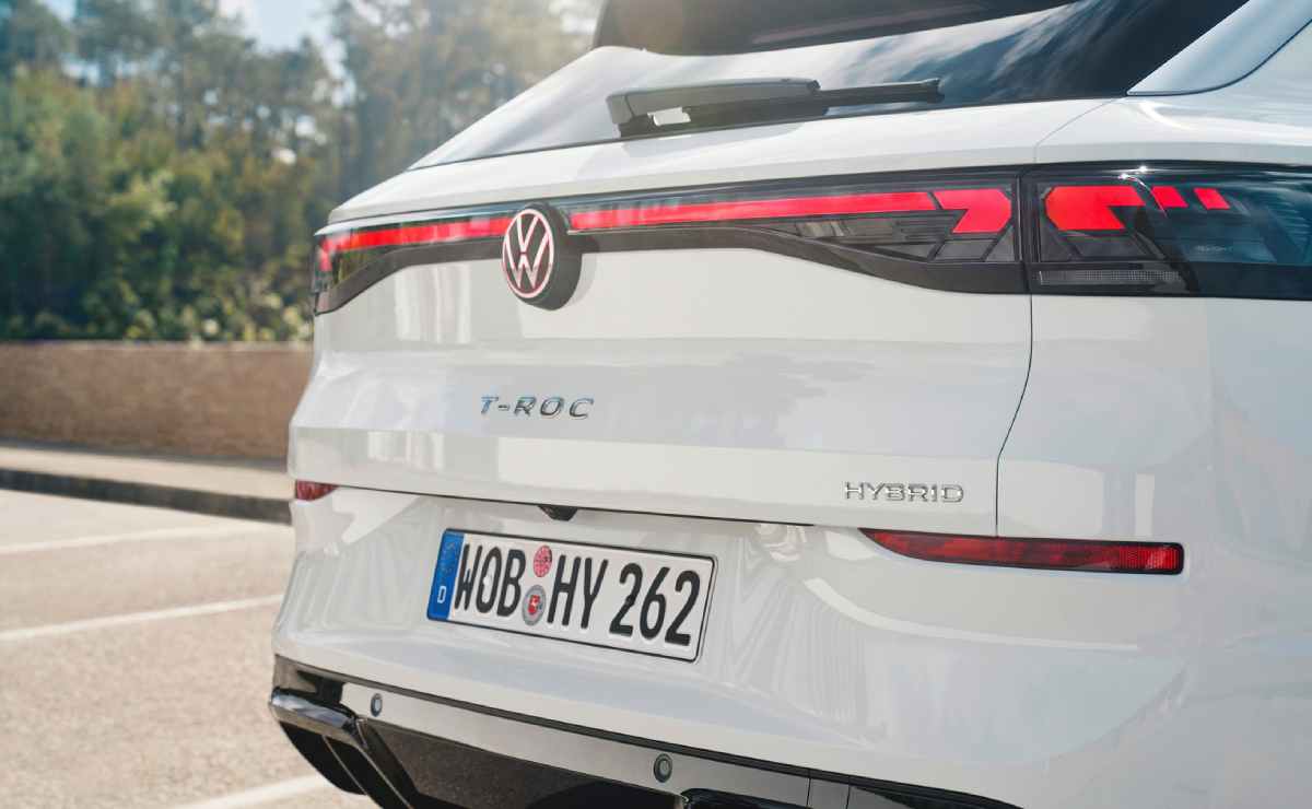 Volkswagen Golf y T-Roc: Nueva Versión Híbrida Sin Enchufe Llega a Europa