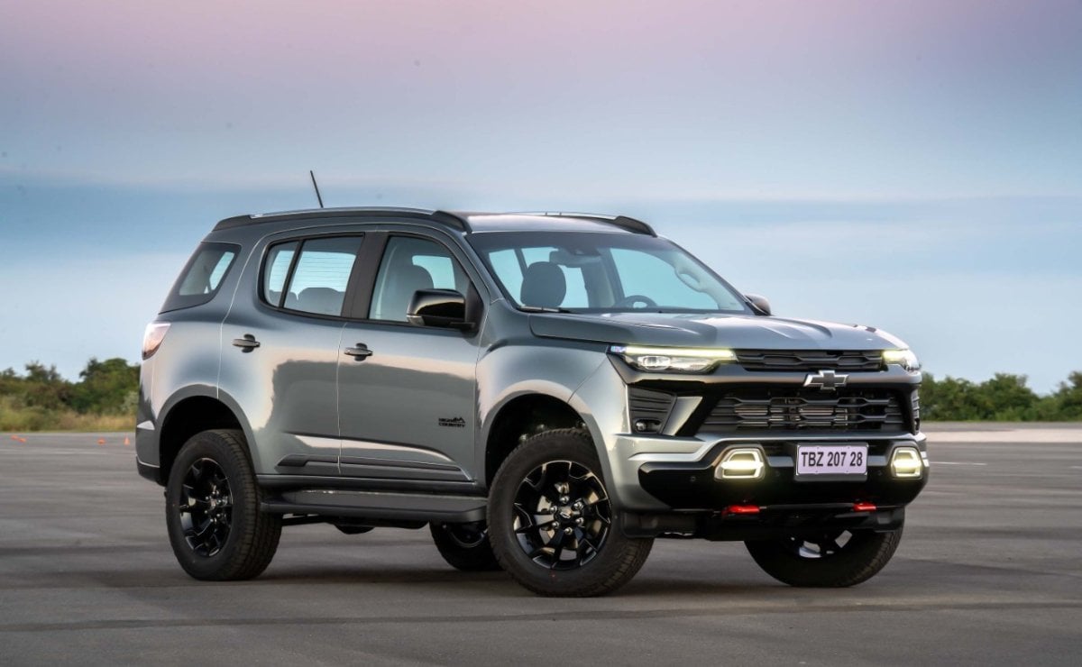 Chevrolet mejora las capacidades todoterreno de su SUV familiar: ¿qué novedades trae? 2 chevrolet trailblazer midnight2