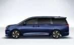 Vista frontal de la JAC Traveller 2026