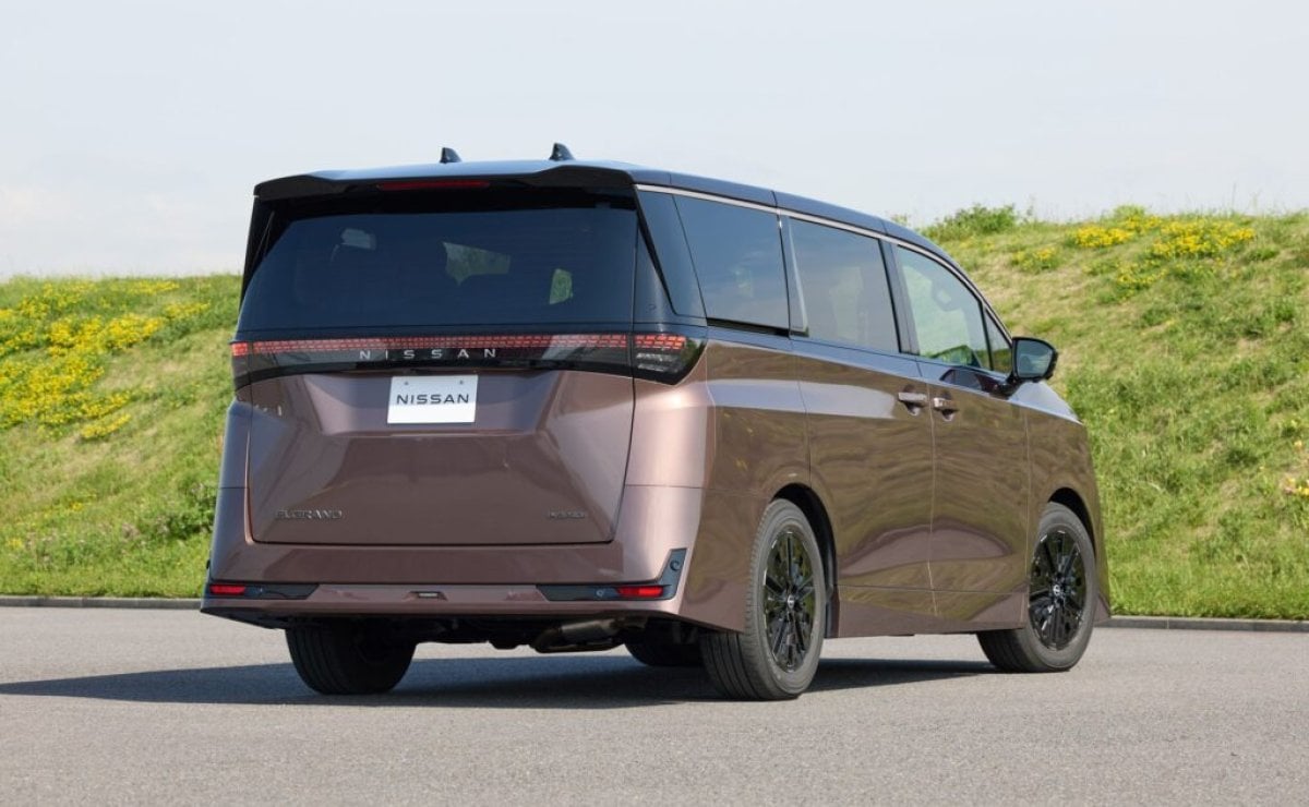 nissan elgrand2