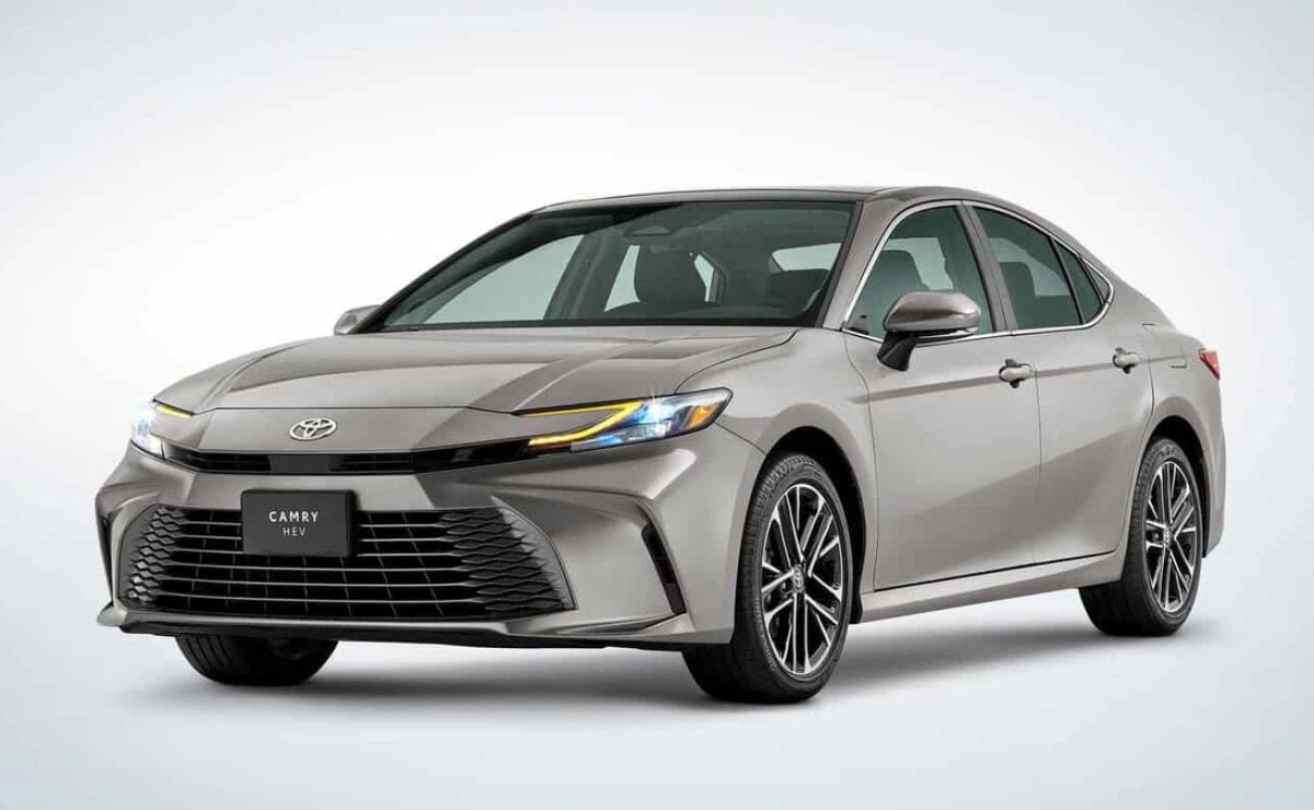 toyota camry hev1