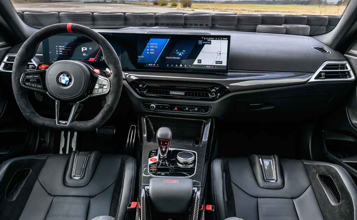 BMW M2 CS 3