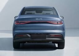 BYD King 2027 cola