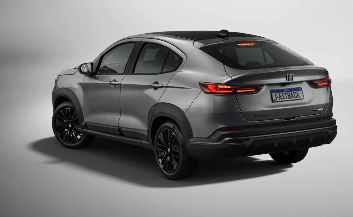 600 litros de baúl y motor turbo: cuánto cuesta el SUV que aumentó de precio en octubre 7 Fiat Fastback 2027