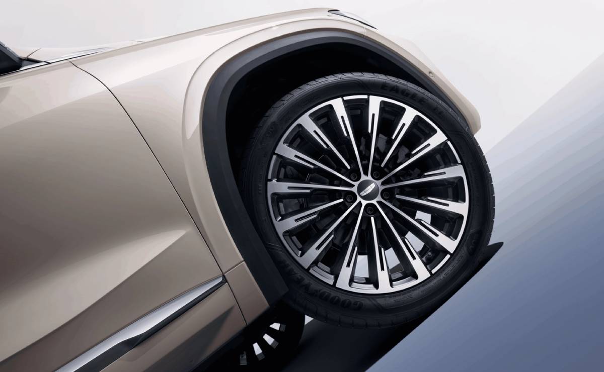 Geely Monjaro EM-i: El Nuevo SUV Híbrido Familiar que Desembarca en Egipto con Ambición Global
