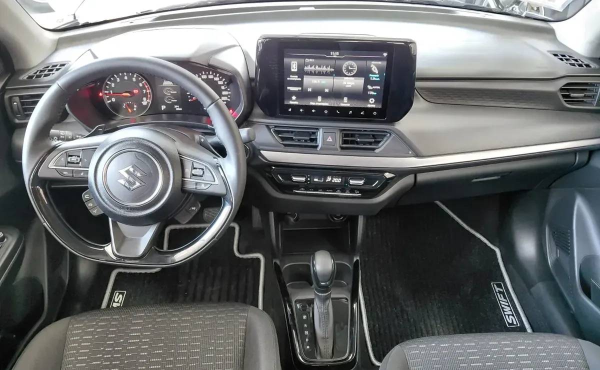 Hatchback Suzuki Swift Hybrid interior