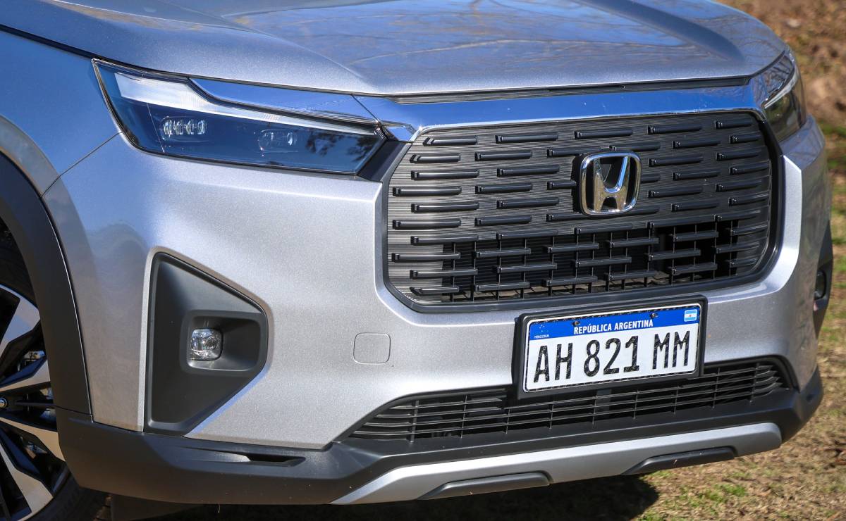 Honda WR V teaser 1