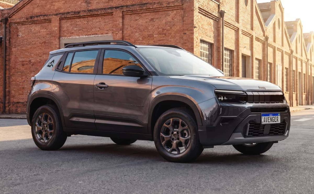 Jeep Avenger 2027 Altitude frente