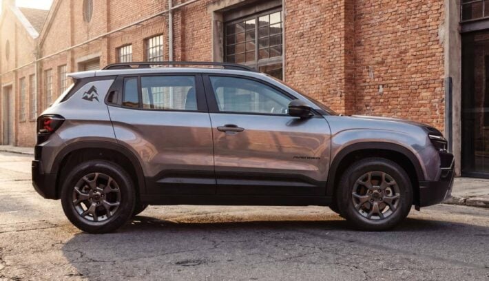 Jeep Avenger Altitude perfil