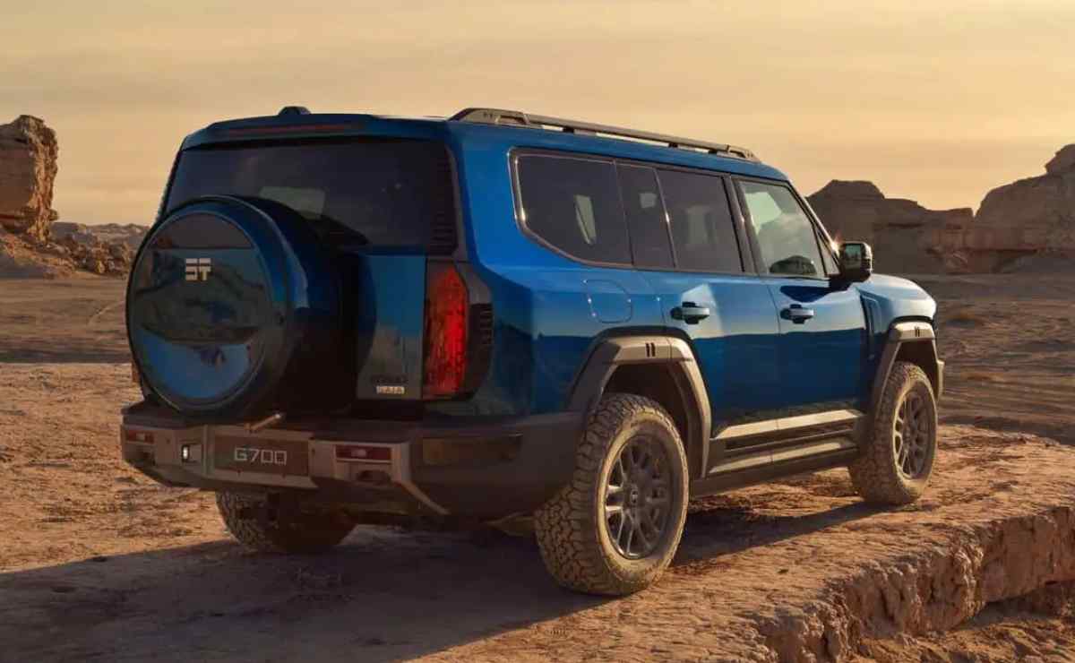 Jetour G700 SUV 1