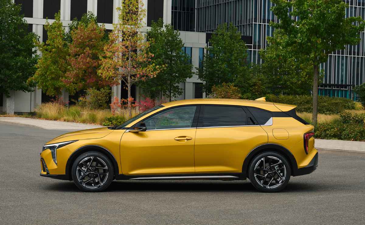 Kia lanzó el K4 hatch: motor 1.6 turbo, caja de 8 marchas y única versión, ¿cuánto cuesta? 1 Kia K4 Hatch Turbo