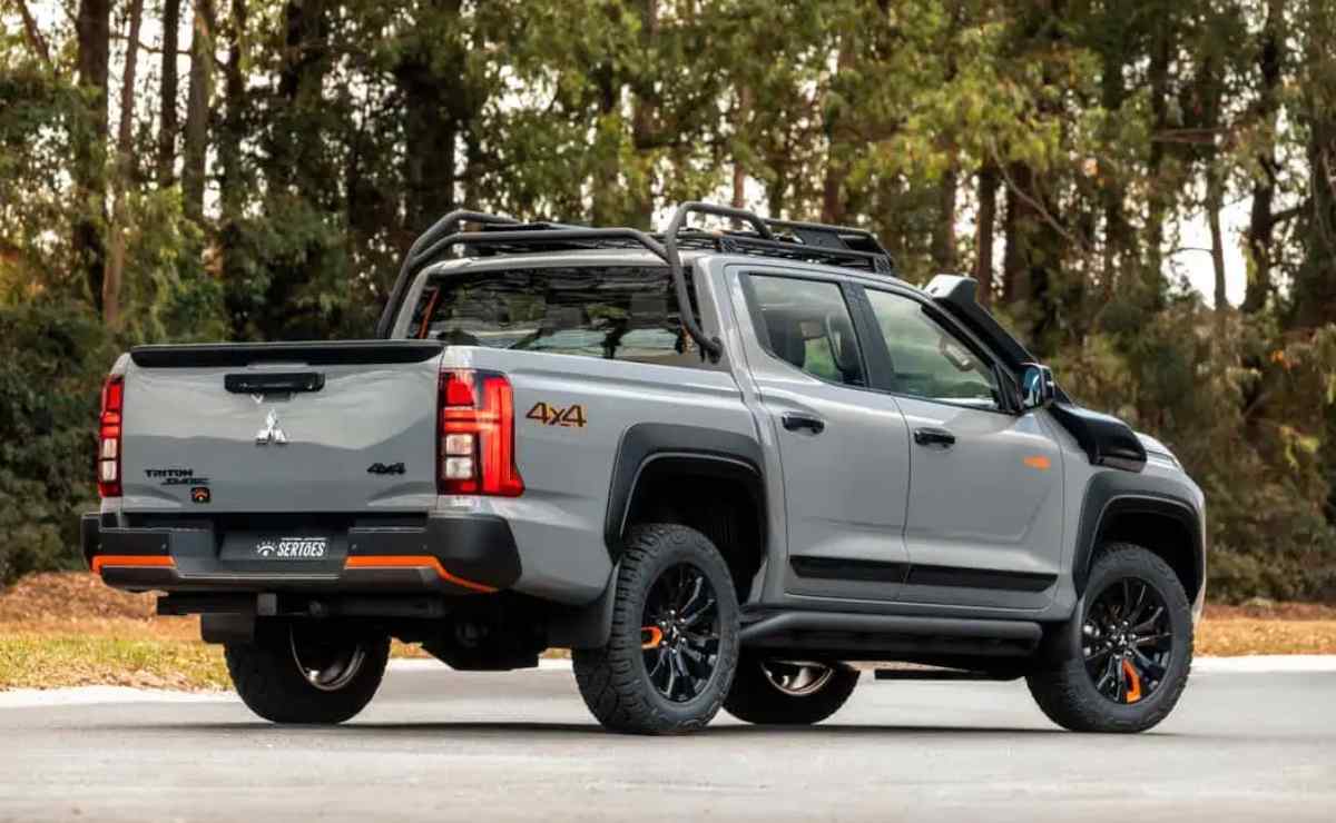 Mitsubishi L200 Savana Sertoes pick up 4