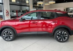 Nissan Kicks Sense perfil