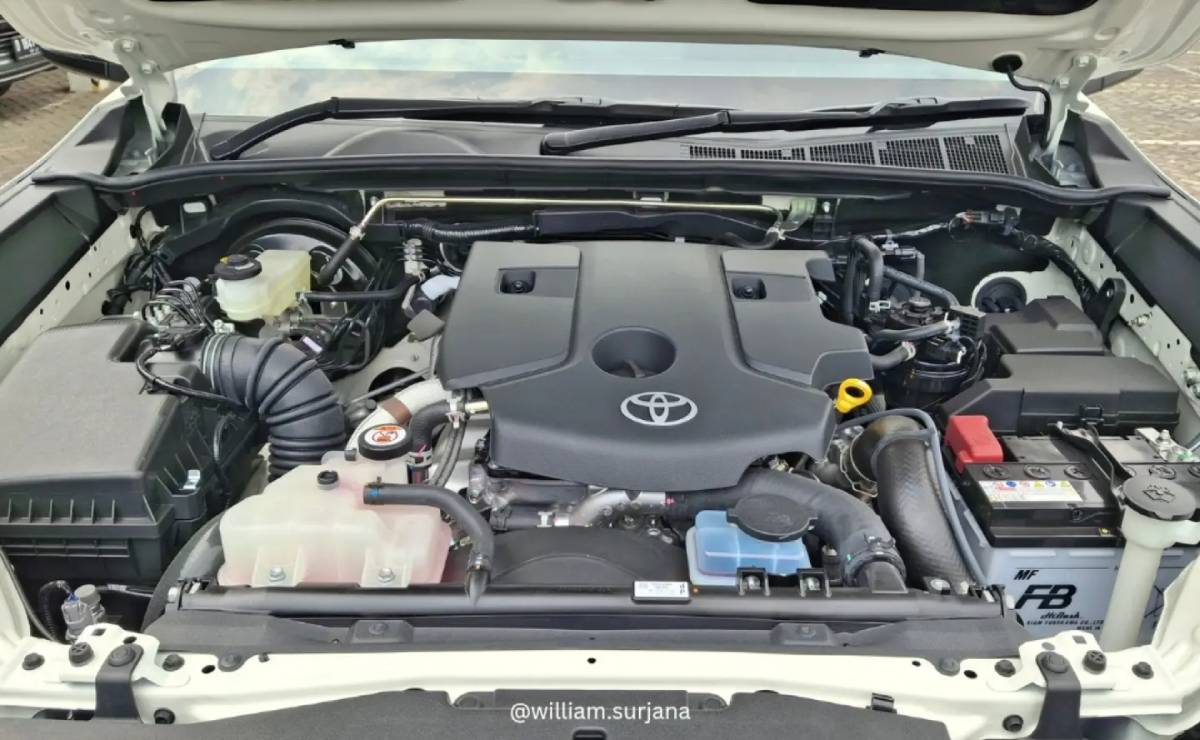 La nueva Toyota Hilux ya tiene su versión de trabajo: cabina simple y motor de 204 CV 5 Nueva Toyota Hilux cabina simple motor