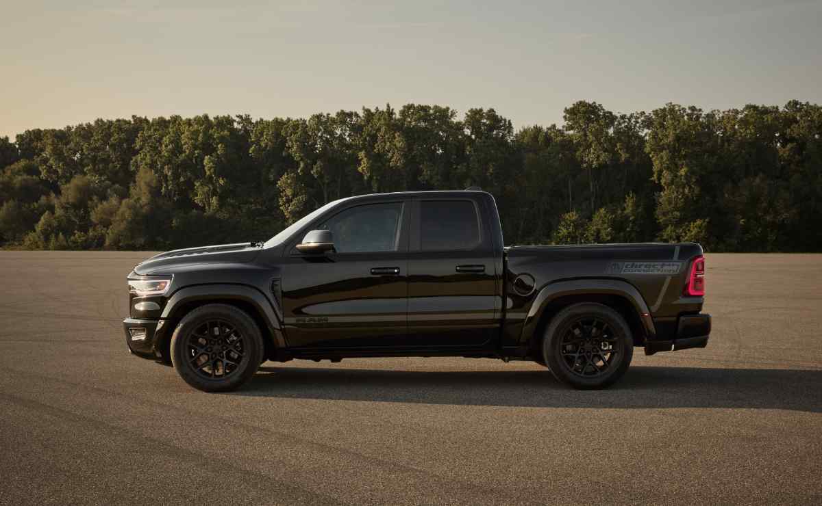 RAM 1500 Rumble Bee 2027 2