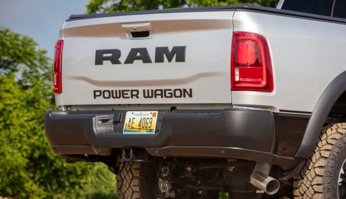 RAM 2500 Power Wagon (6)