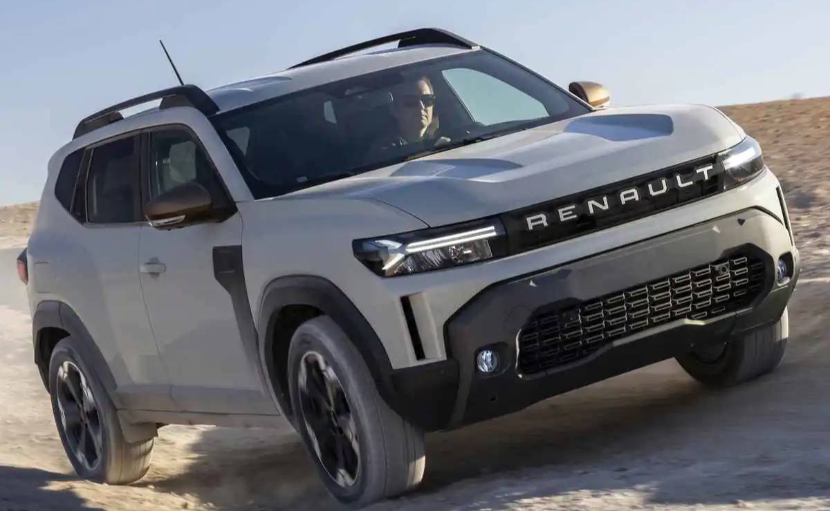 Renault Duster Hibrida accion 1