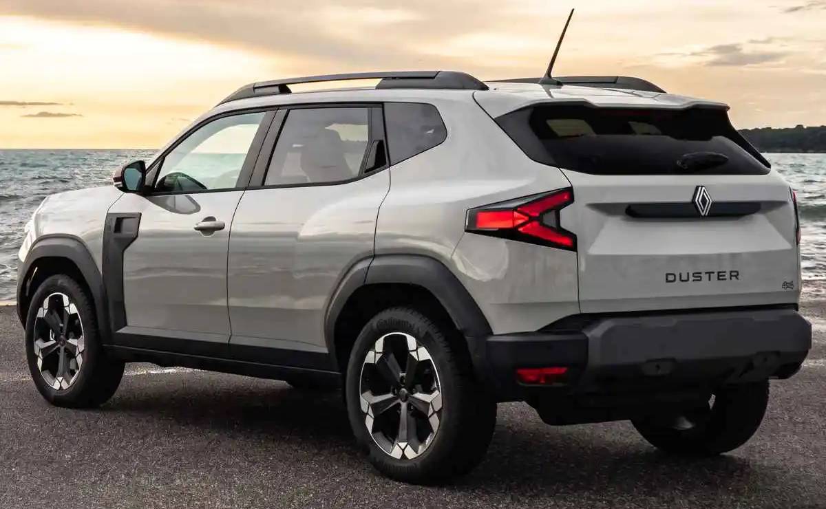Renault Duster Hibrida trasera