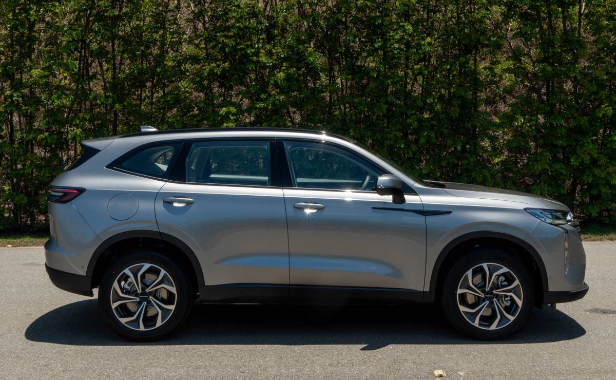 SUV Haval H6 perfil 1