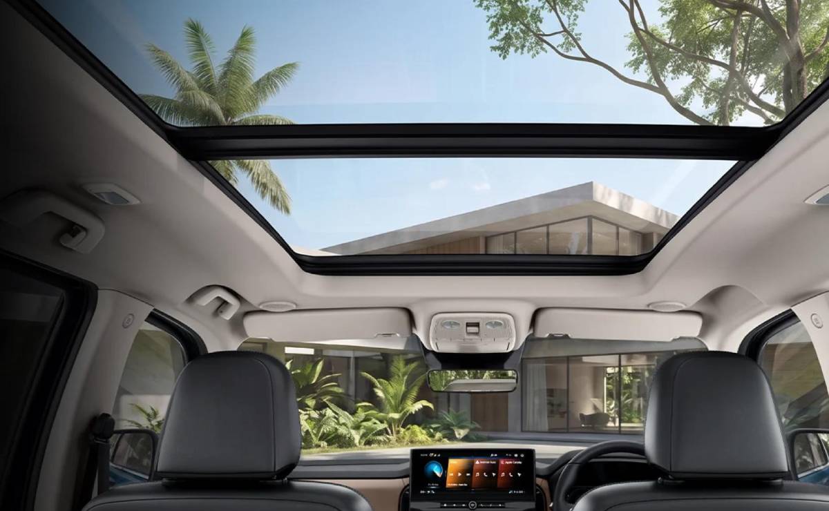 SUV Mahindra Scorpio N interior