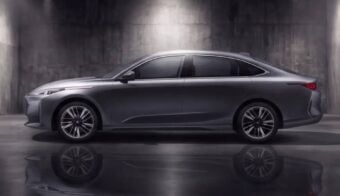 Sedan Changan Eado Plus perfil