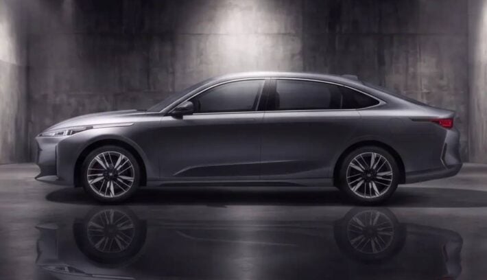 Sedan Changan Eado Plus perfil