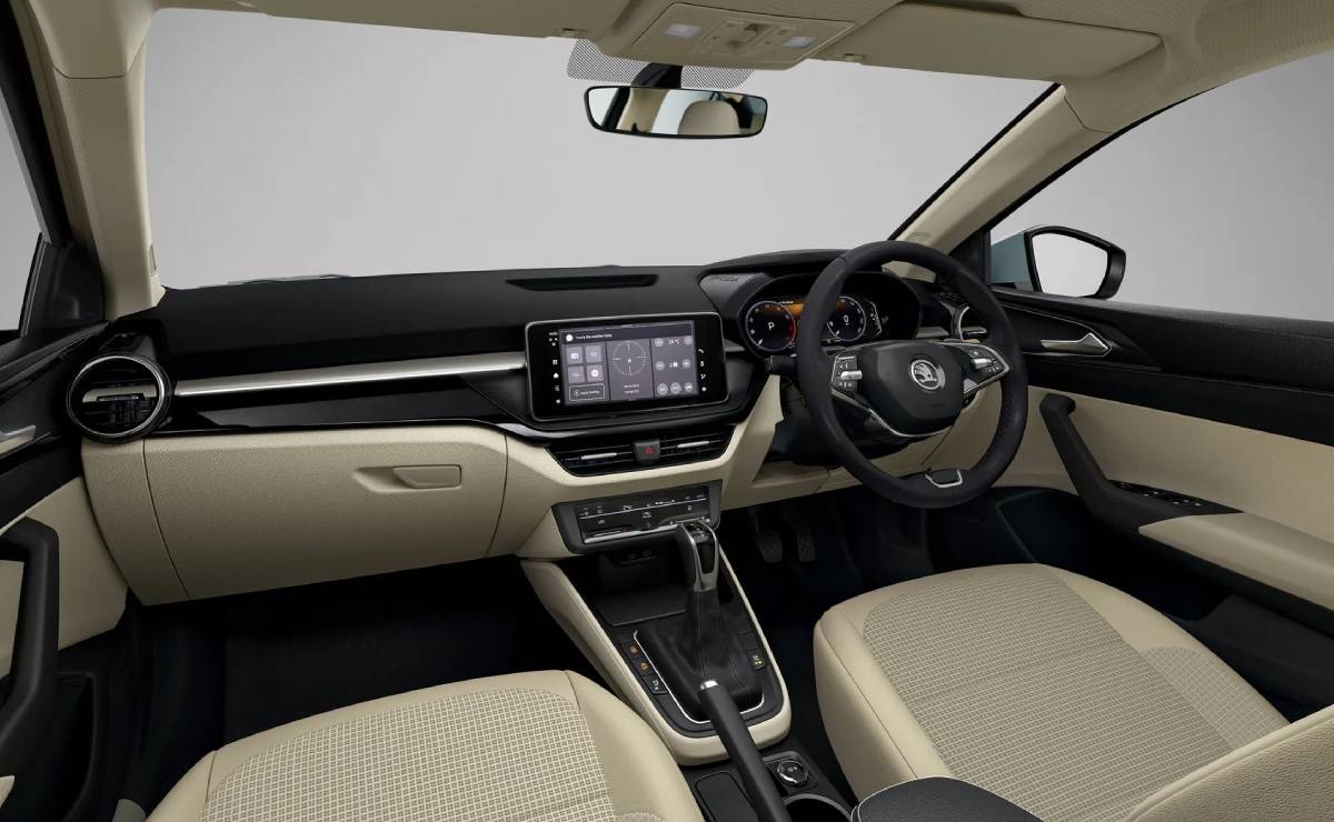 Sedan Skoda Slavia interior