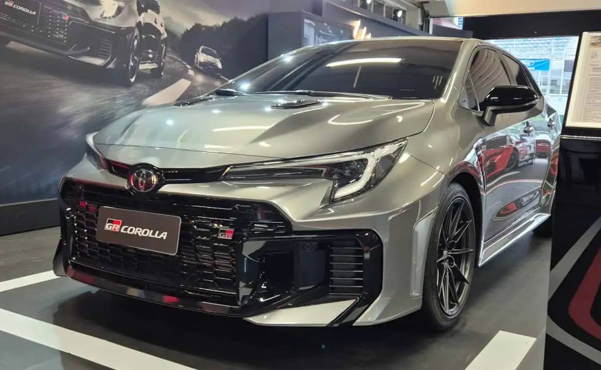 Toyota confirmó el Corolla más deportivo para la región: nuevo diseño y 304 CV 3 Toyota GR Corolla frente 1