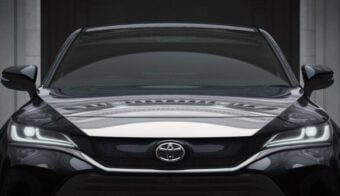Toyota Harrier 2027 trompa