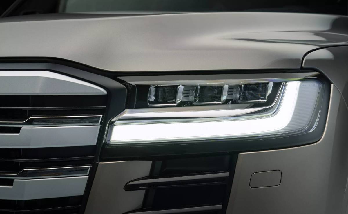 Toyota Land Cruiser 300 2027 teaser