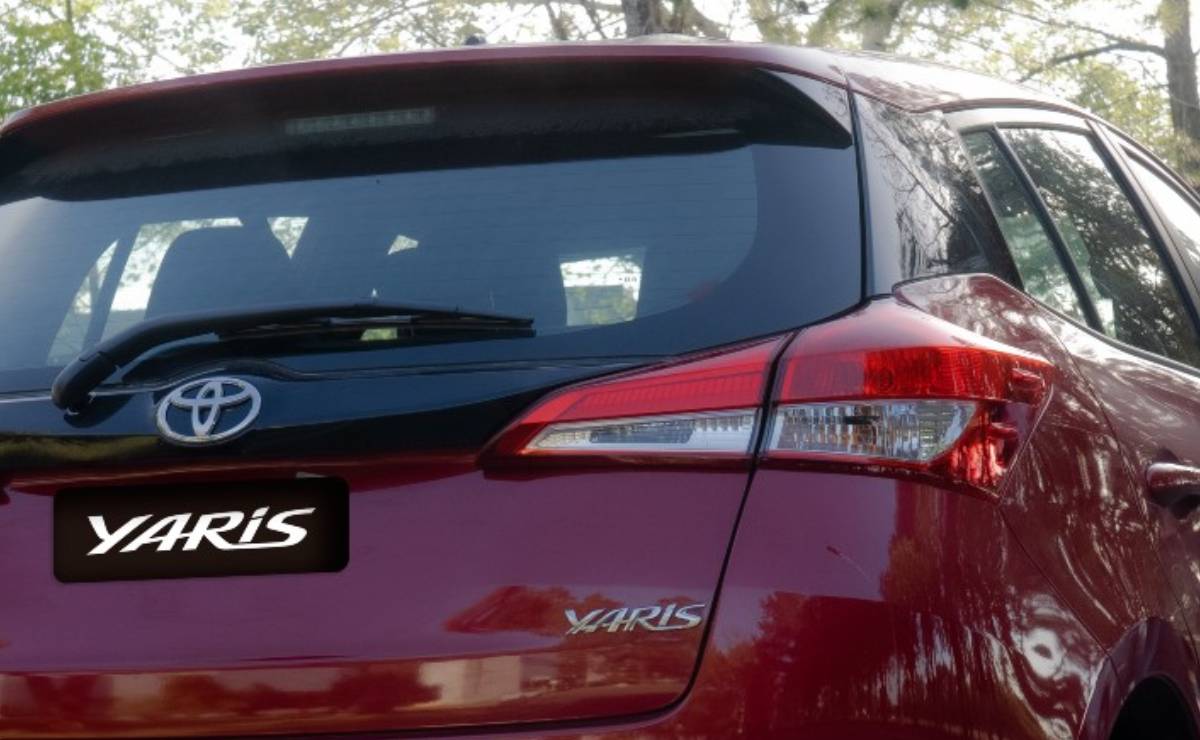 Toyota Yaris XS teaser