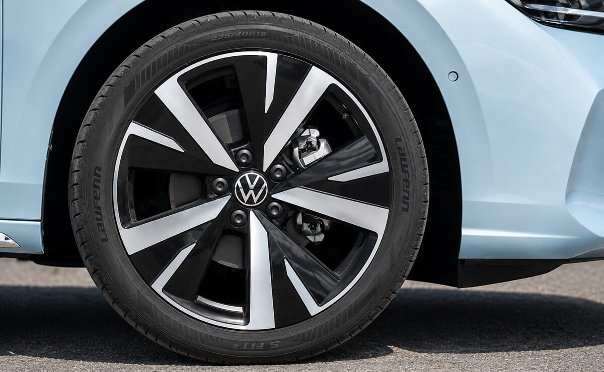 Volkswagen actualizó el Golf con nuevo motor y gran relación potencia-consumo 1 Volkswagen Golf con nuevo motor