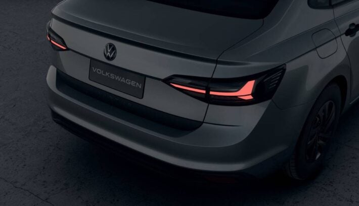 Volkswagen Virtus Sense cola