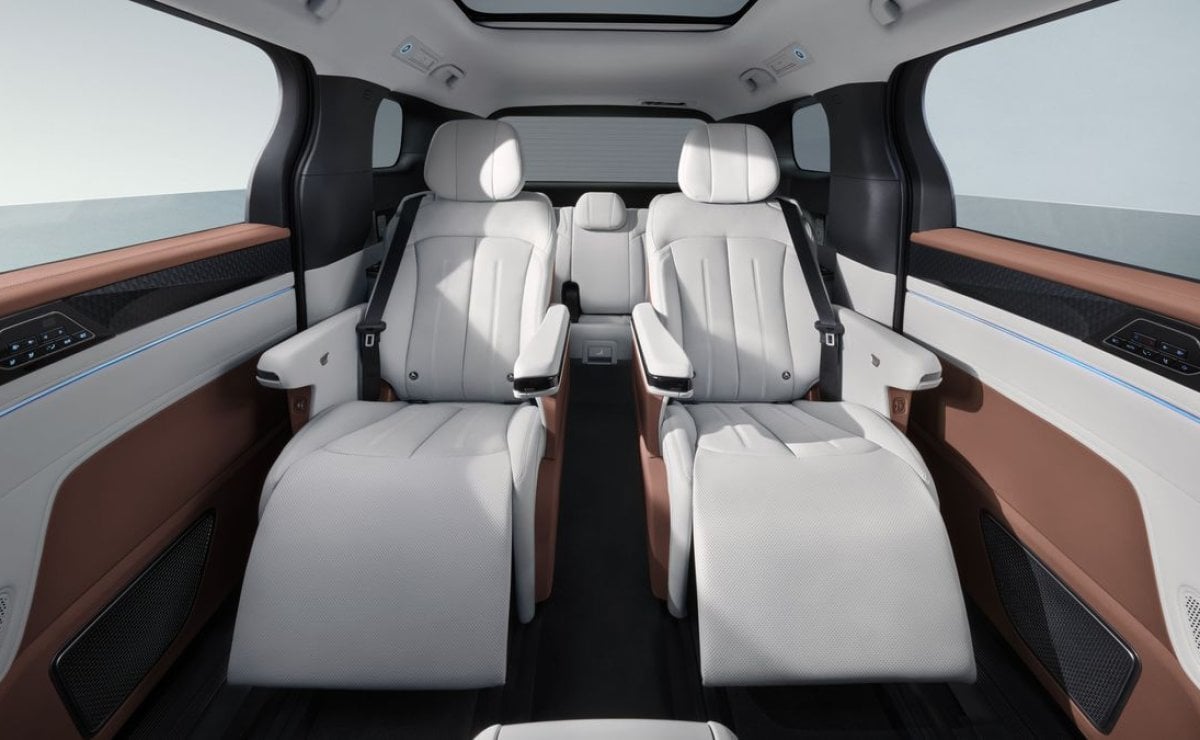 BYD no para: así será su nuevo monovolumen premium con 422 CV 4 byd m91