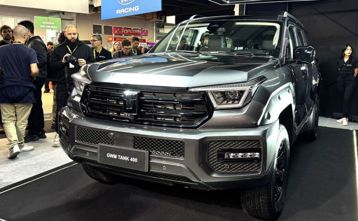 Llegó a la región un SUV híbrido enchufable de 421 CV que apunta al Toyota SW 1 gwm-tank-400-suv