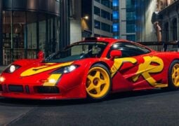mclaren f1 gtr pop art vendido por usd 3 1200x740 1