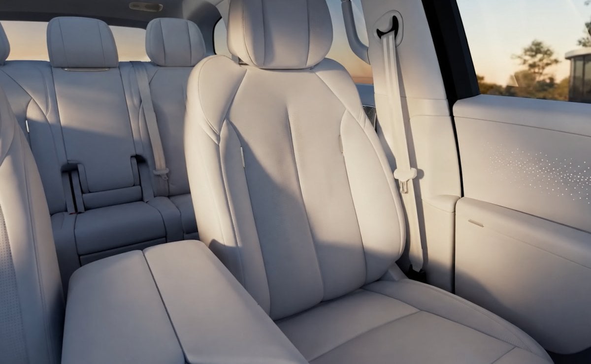 xpeng g9l suv4