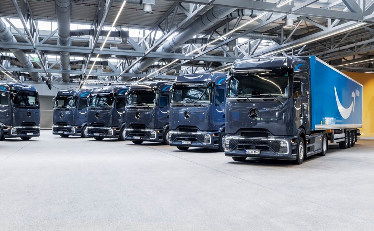 Amazon recibirá más de 50 camiones eléctricos Mercedes-Benz eActros 600 4 26DT136 005