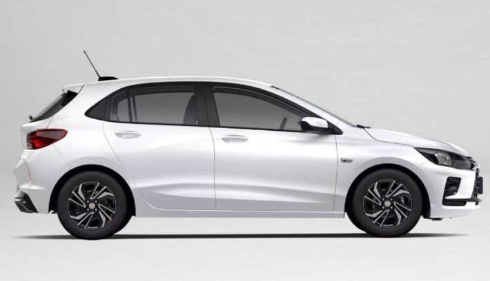 Chevrolet Onix LT Turbo MT perfil