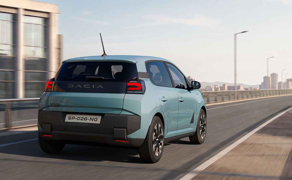 Dacia Spring 1