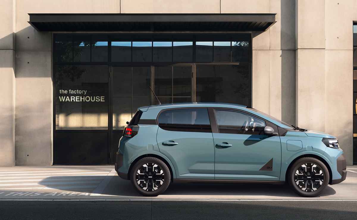 Dacia Spring 3