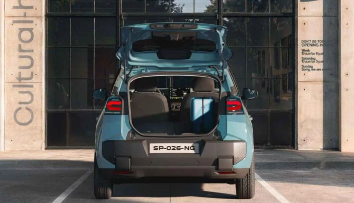 Dacia Spring (4)