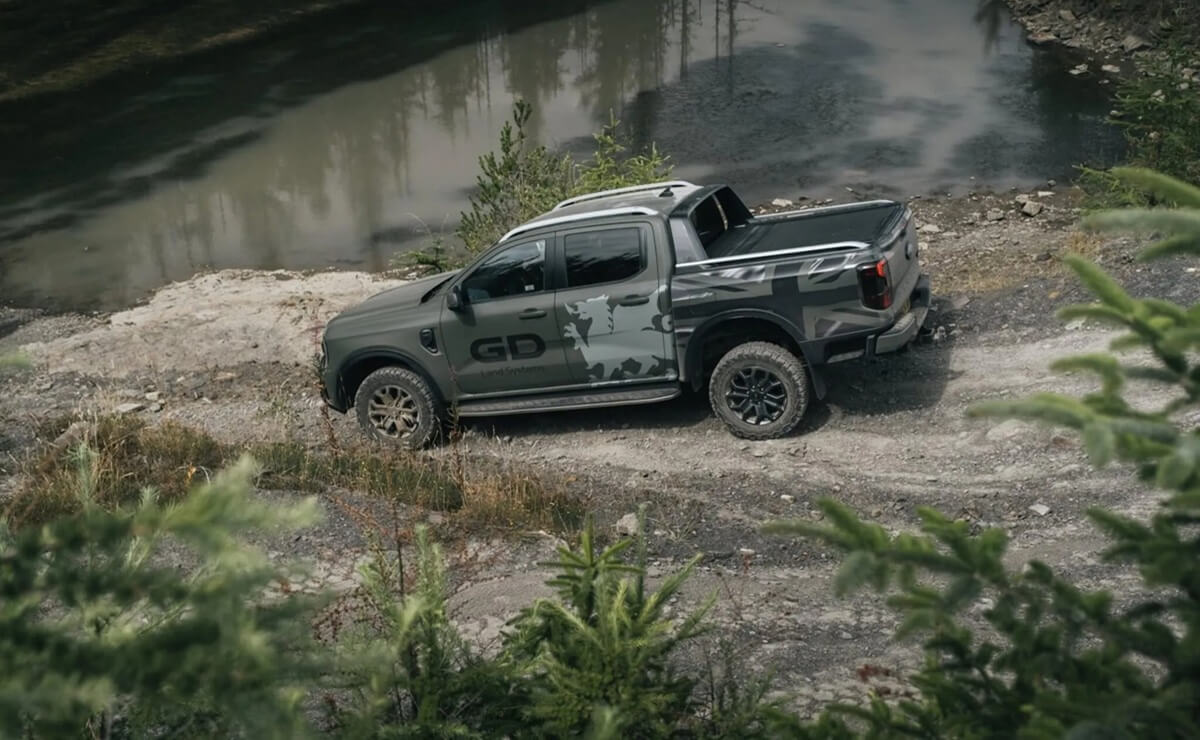Ford Ranger Military perfil