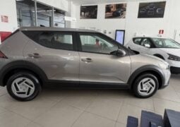 Hatchback Hyundai i20 Comfort perfil