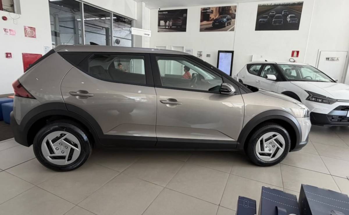 Hatchback Hyundai i20 Comfort perfil