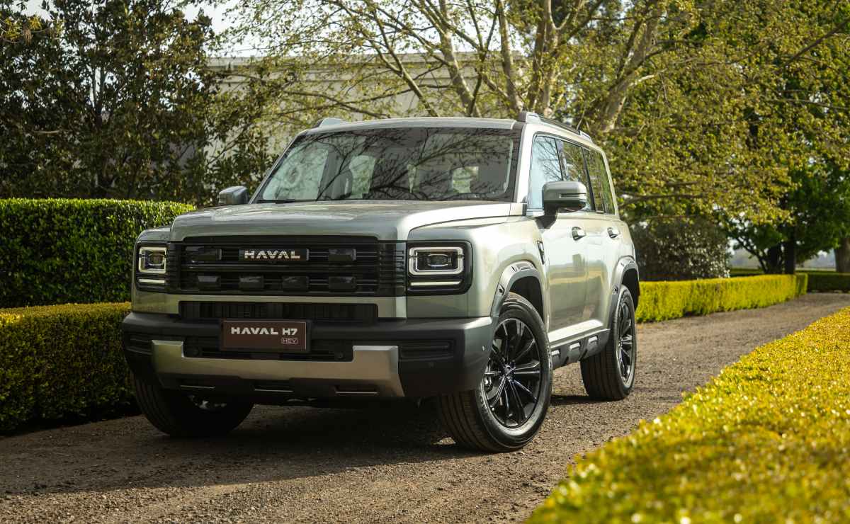 Llegó un nuevo SUV chino con 243 CV, versión 4x4 y auxilio homogéneo, ¿cuánto cuesta? 6 Haval H7 SUV
