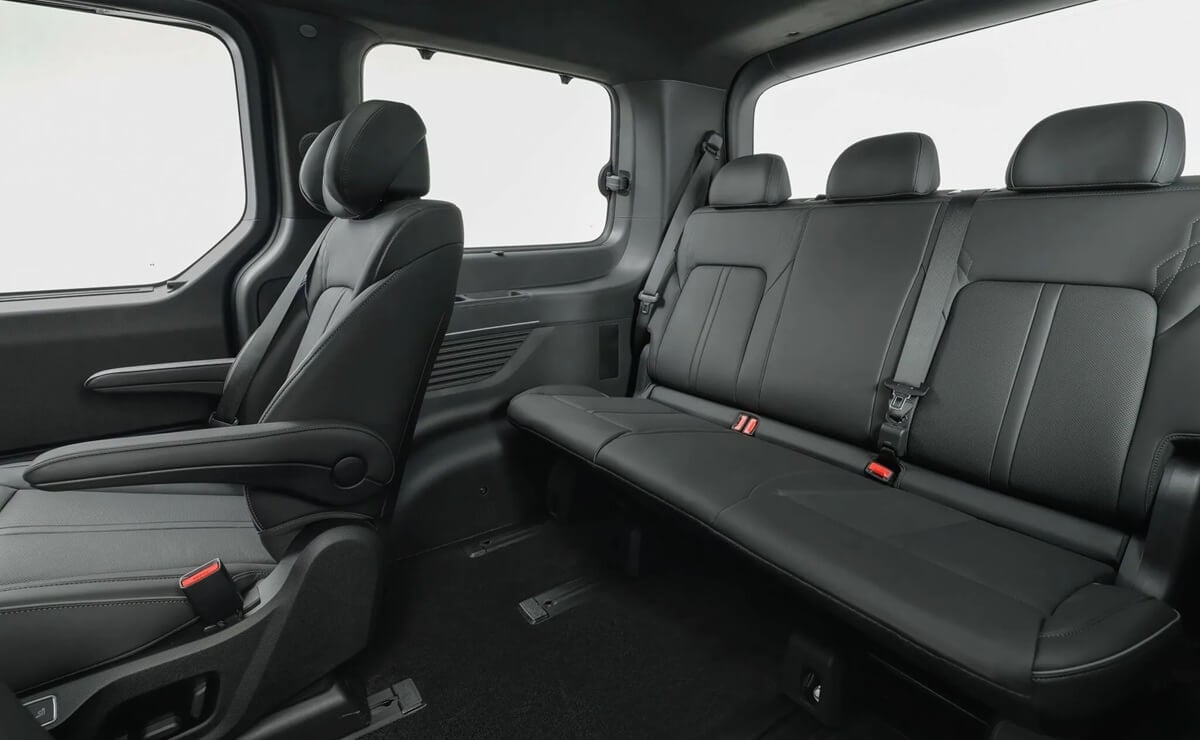 Hyundai Staria Electric interior