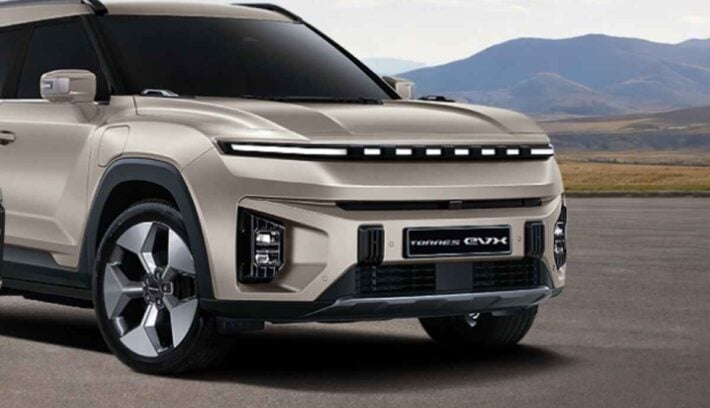 KGM Torres SUV