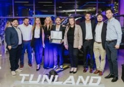 Foton abre un nuevo concesionario y lanza la nueva Tunland V7