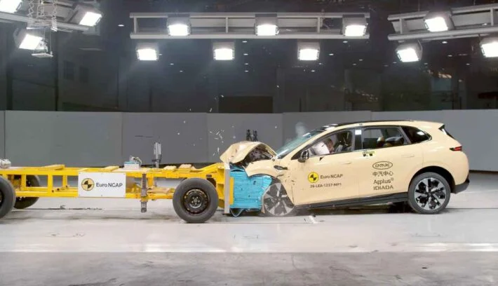 Leapmotor B05 (4)